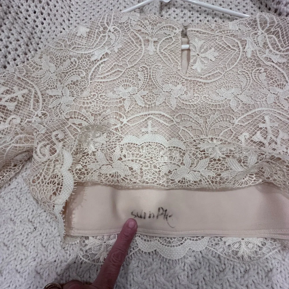REVOLVE LOBA WOMENS SMALL LACE CREAM TOP